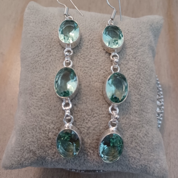Green Amethyst Crystal Oval Dangle Drop Earrings - Picture 4 of 7